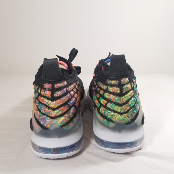 Nike Lebron 17 XVII GS BQ5594 005 - Picture 7 of 12